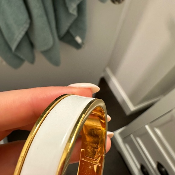 Hermes white and gold clic h bracelet - Picture 4 of 6